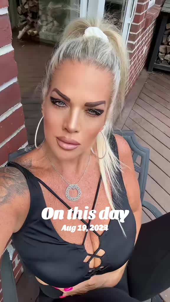 @☠️💙💕Gigi💕💙☠️