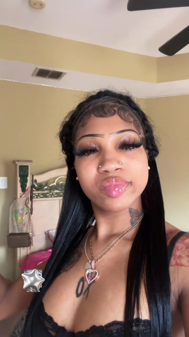 @💋