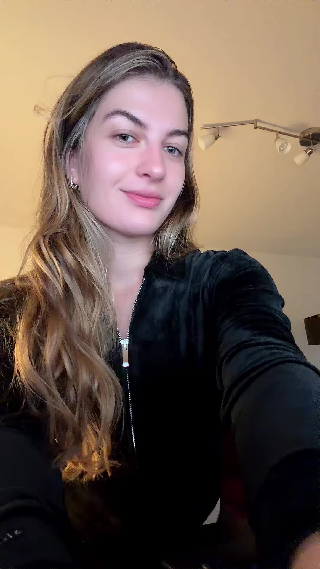 @Yuli in Bonn🇩🇪✨📝🥰