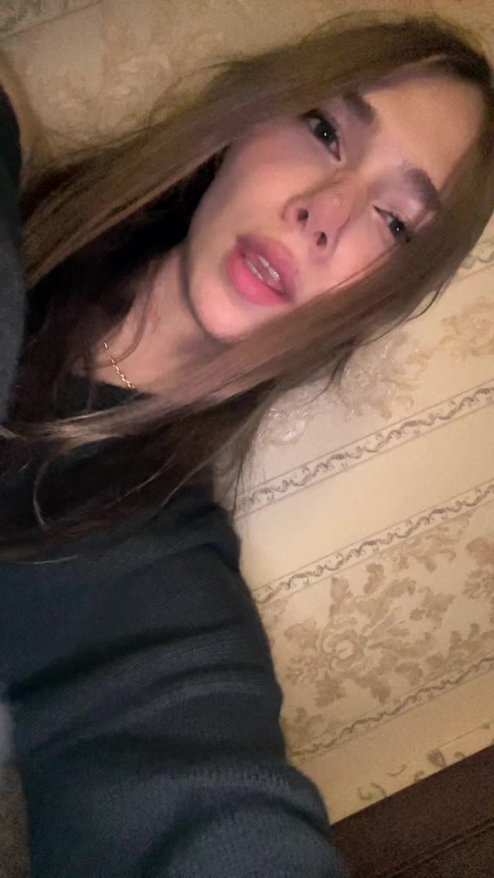 @Королева Лизя 🦄🌈🌈