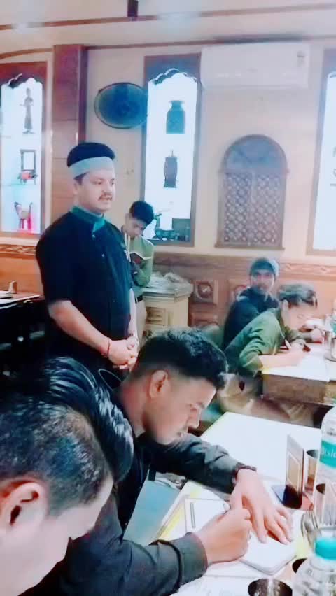 @Lazza Hikmat