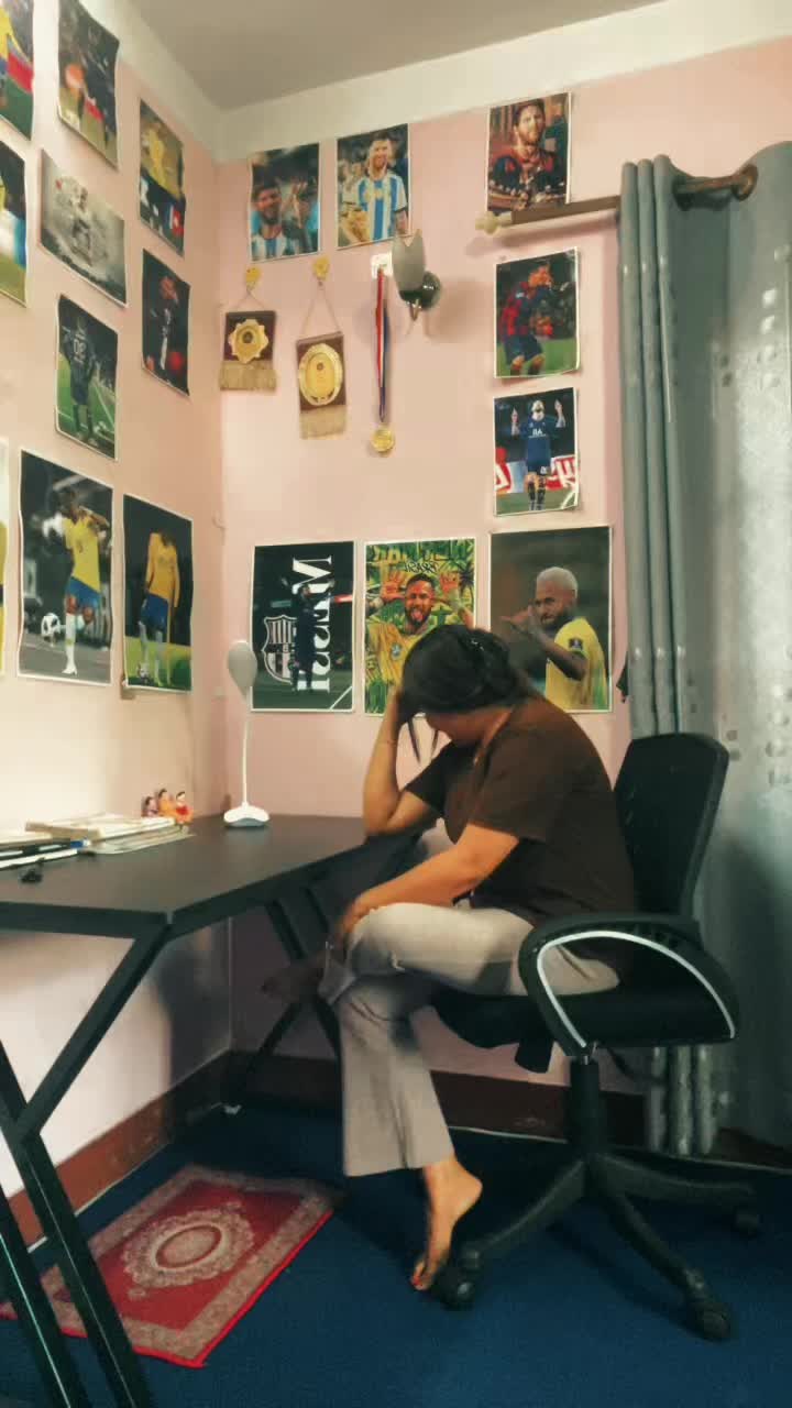@अनुपमा पन्त