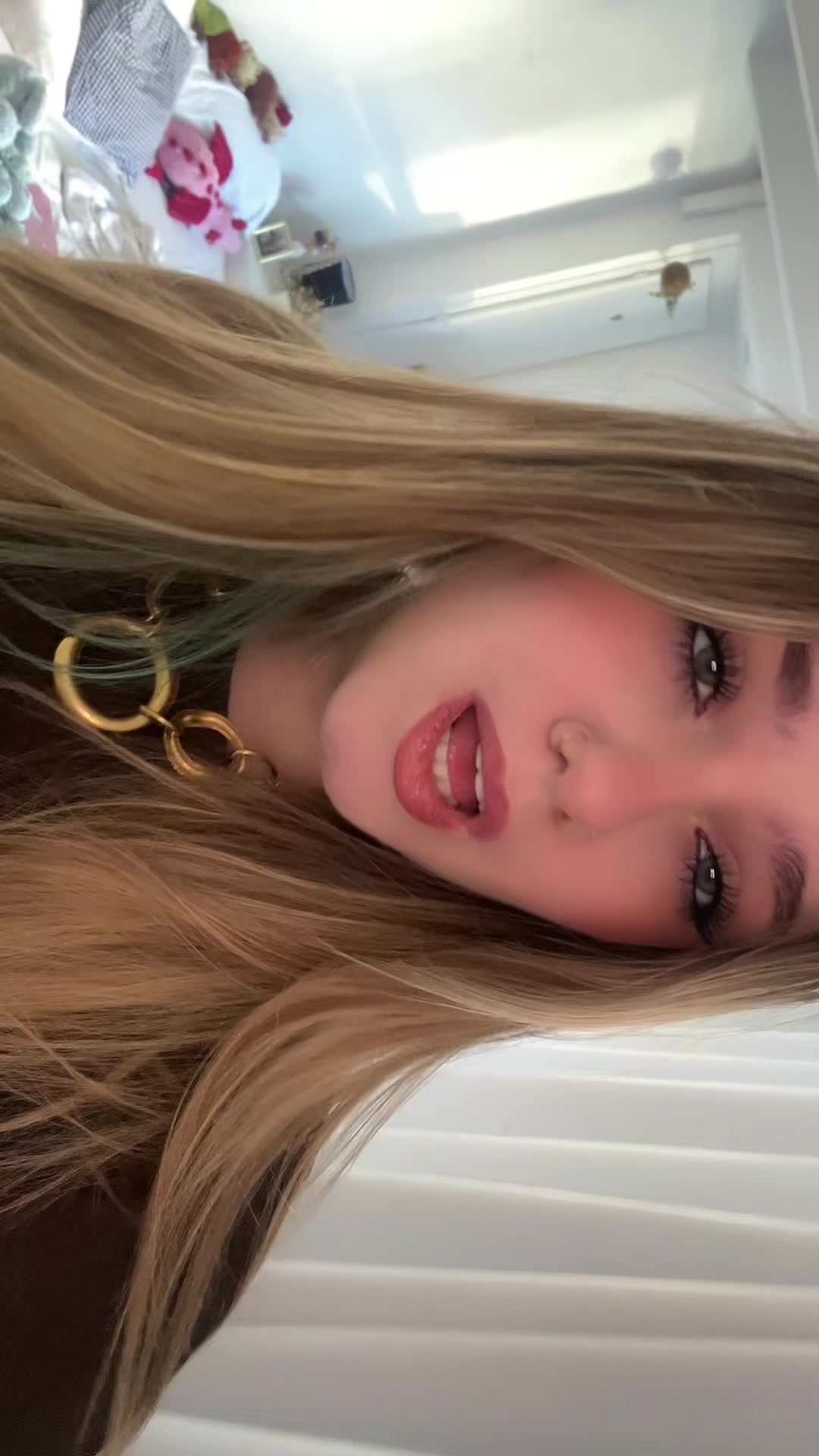 @𝓒𝓱ª