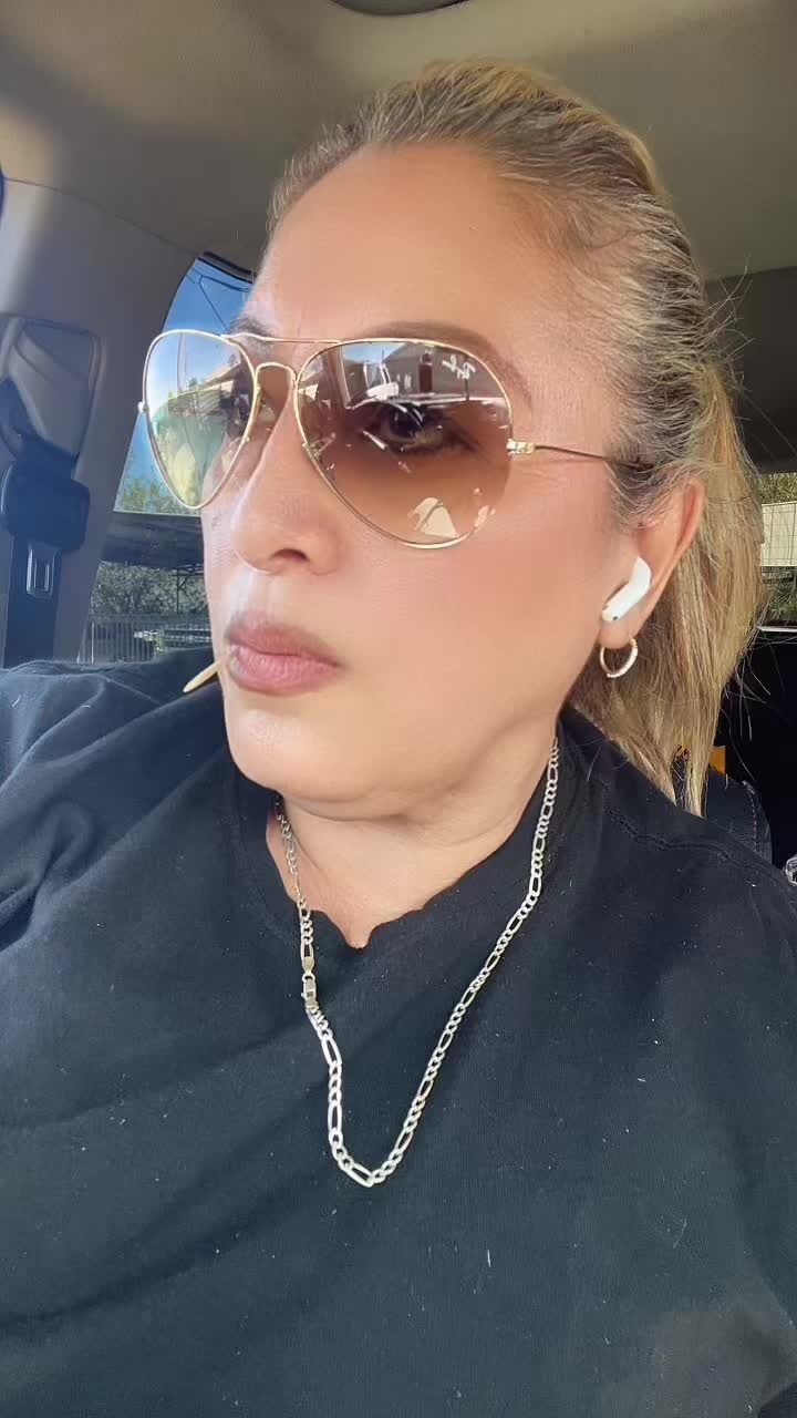 @Herevia1974