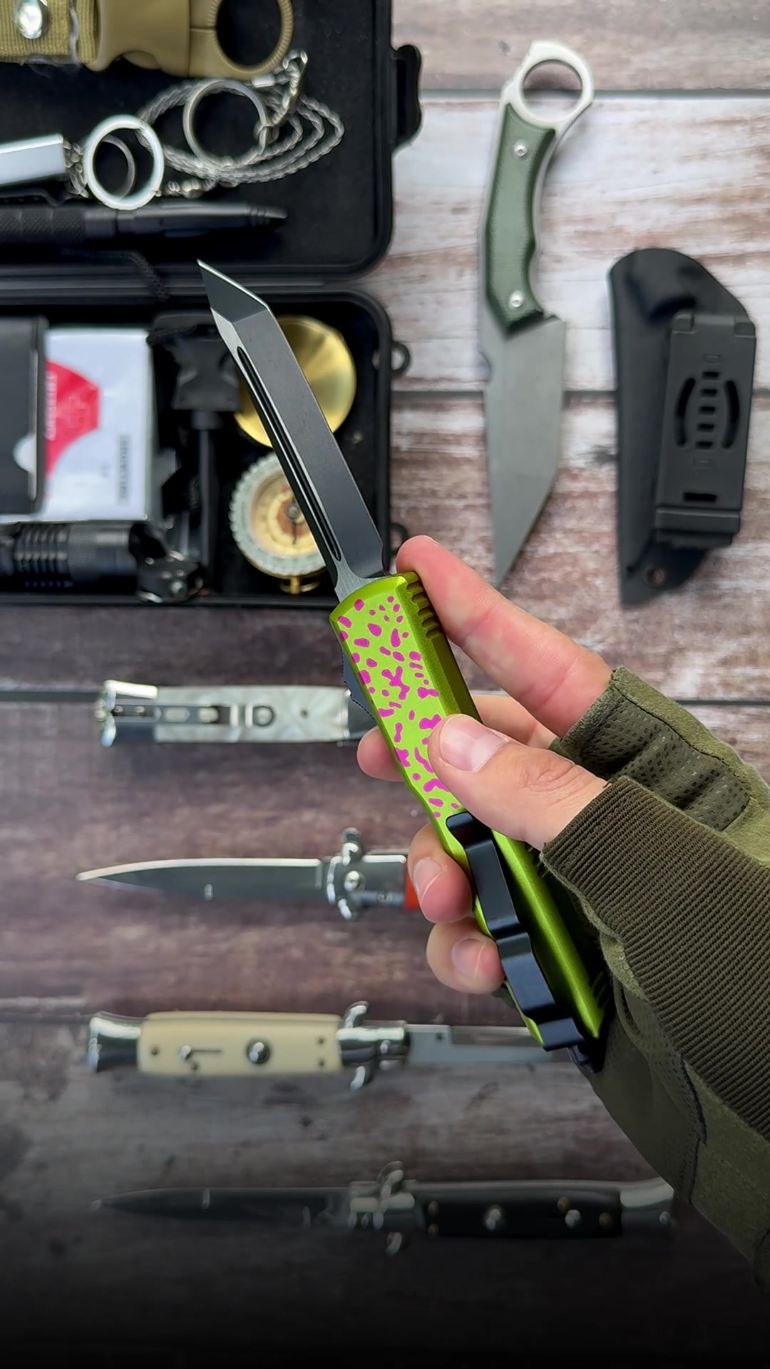 @survival.knives