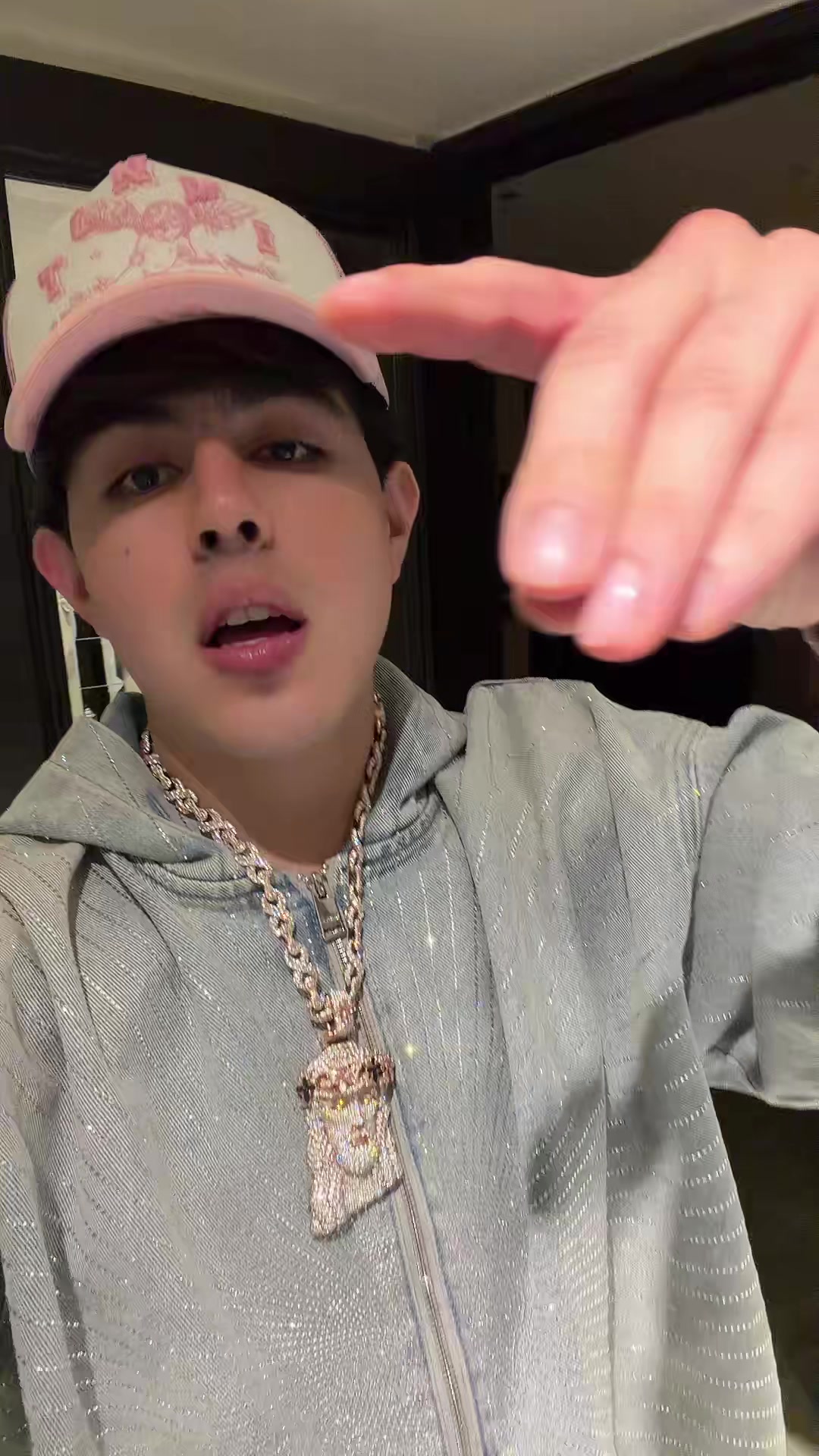 @Oscar_Maydonn