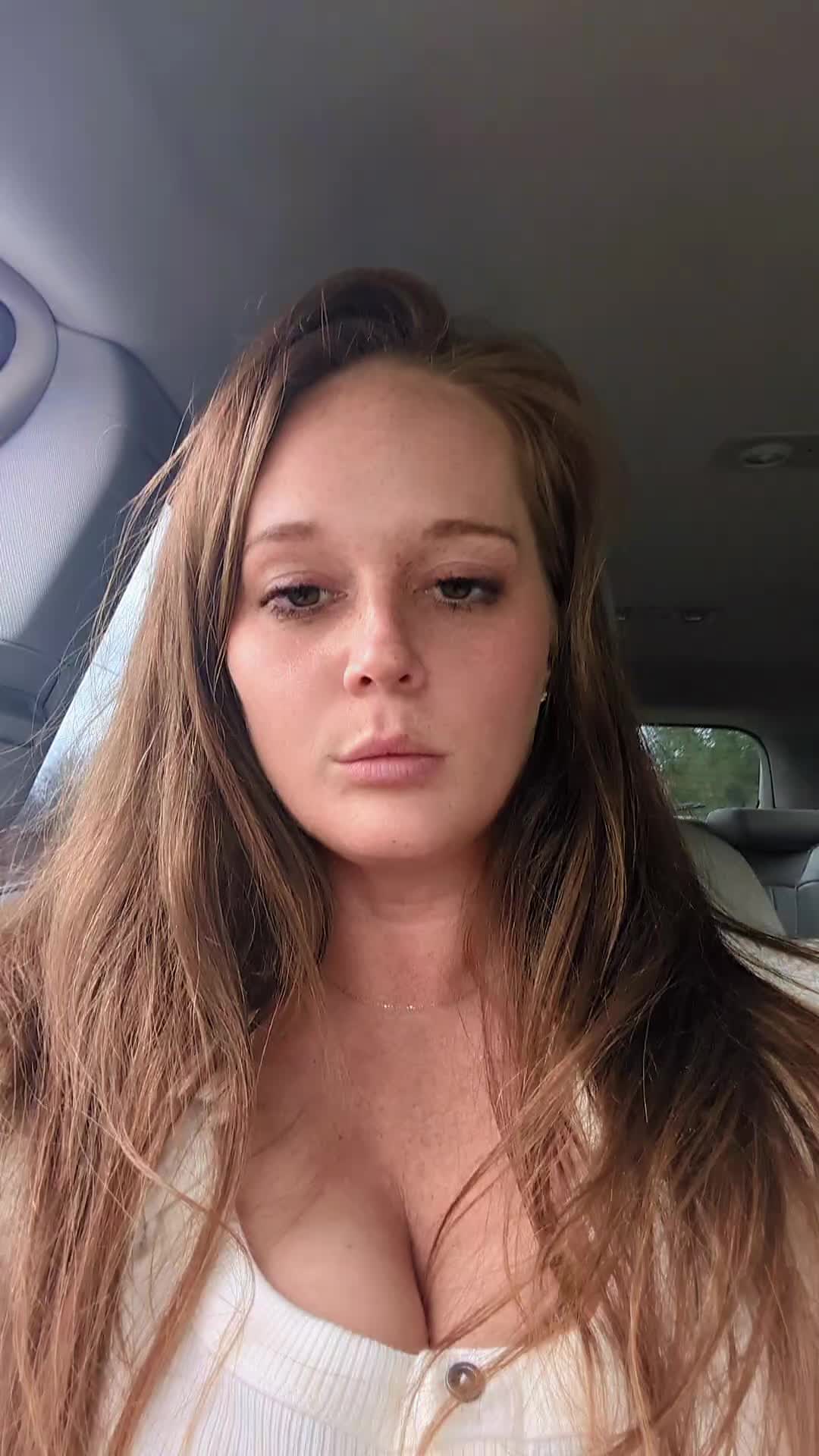 @KielyJo