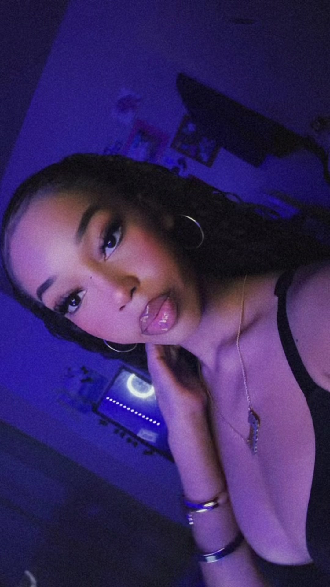 @manii🎀.