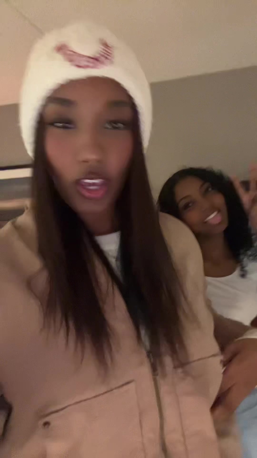 @Moneybagmo
