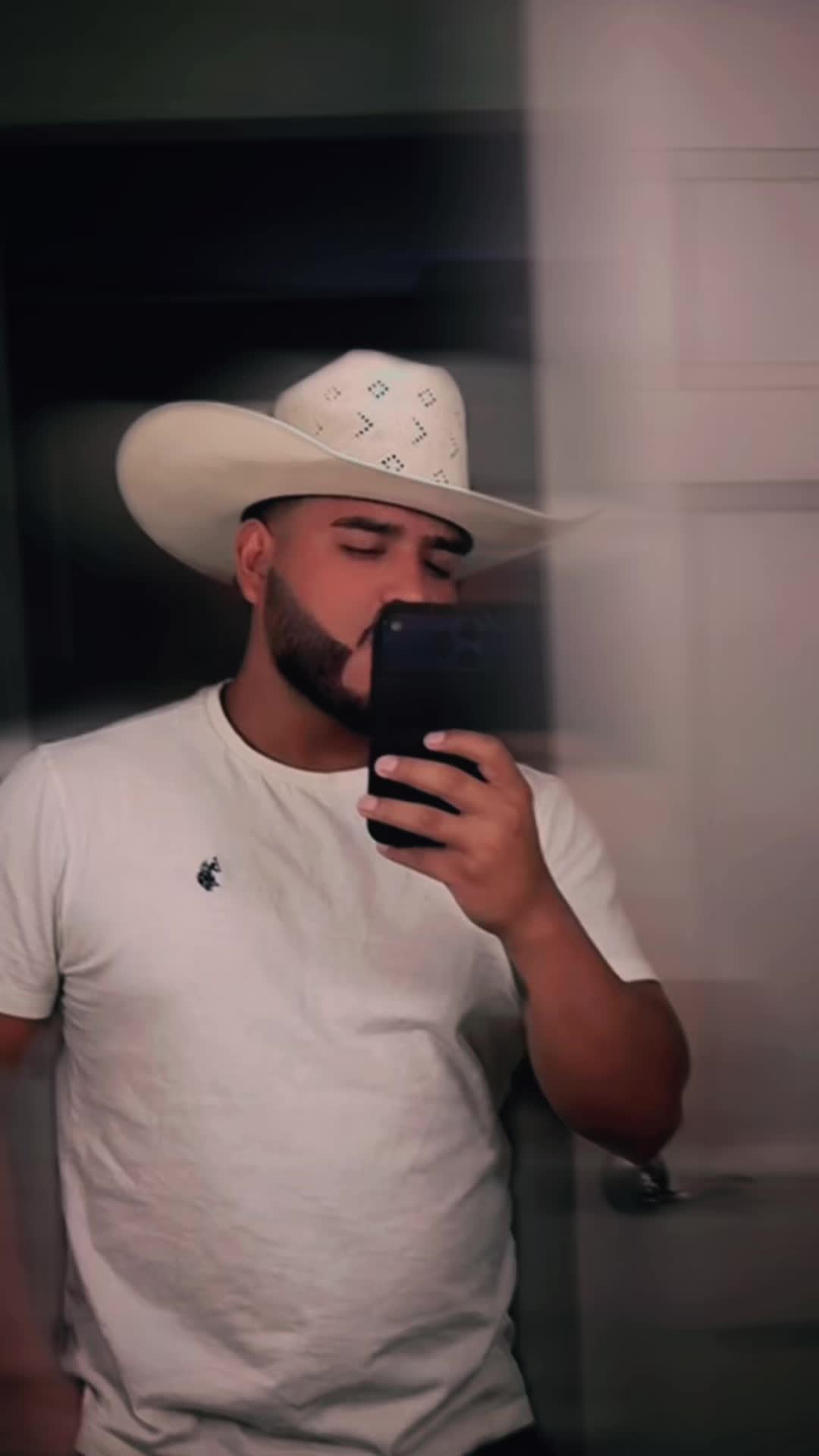 @Juanrra