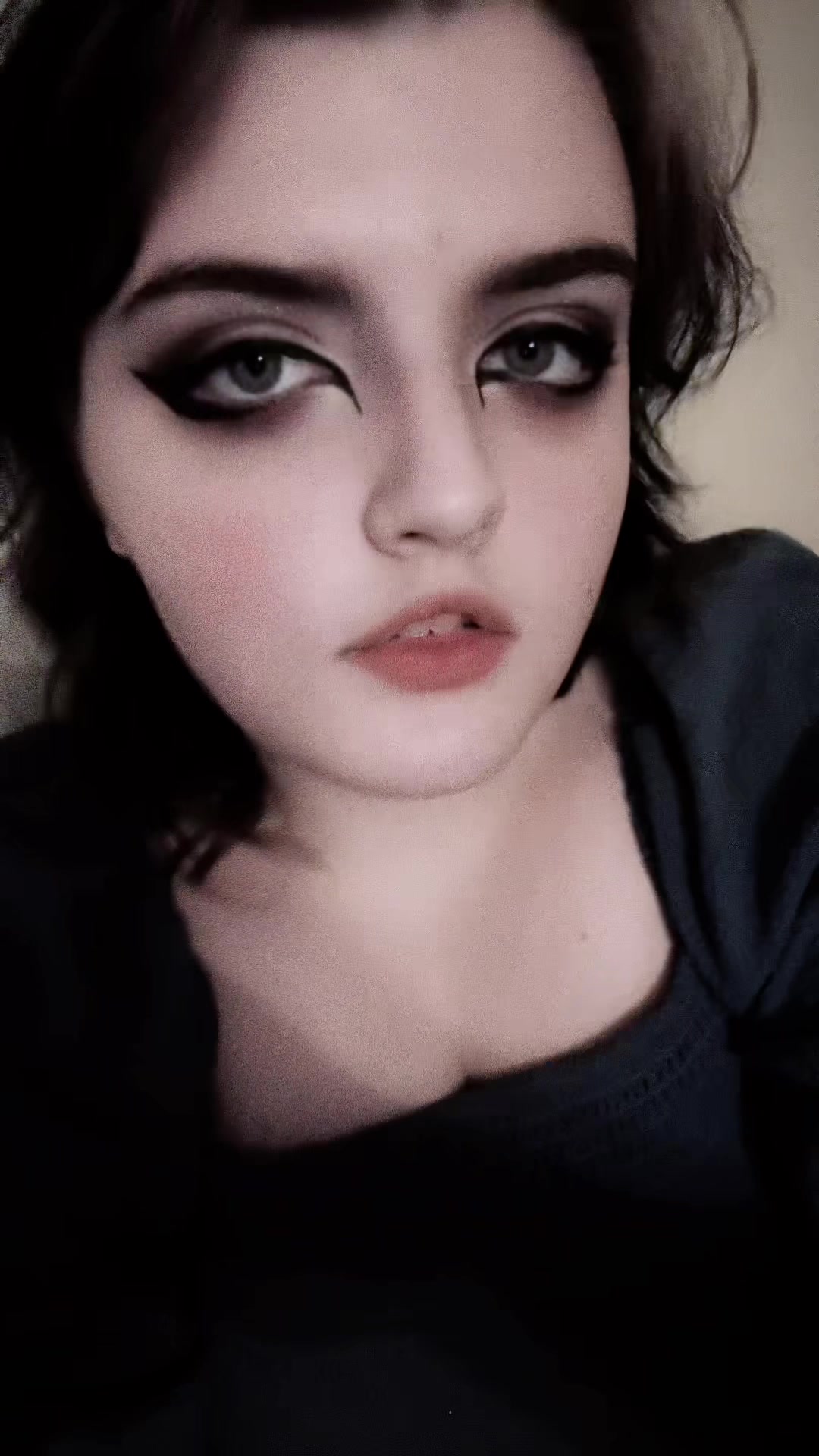 @Makeup_Show_Horror_Tell