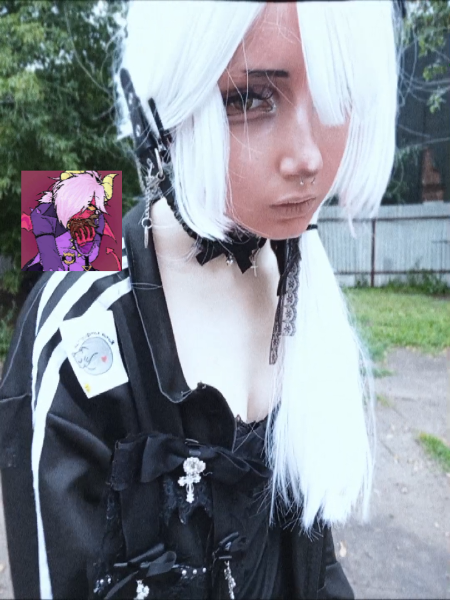 @mika ::🪽🪽