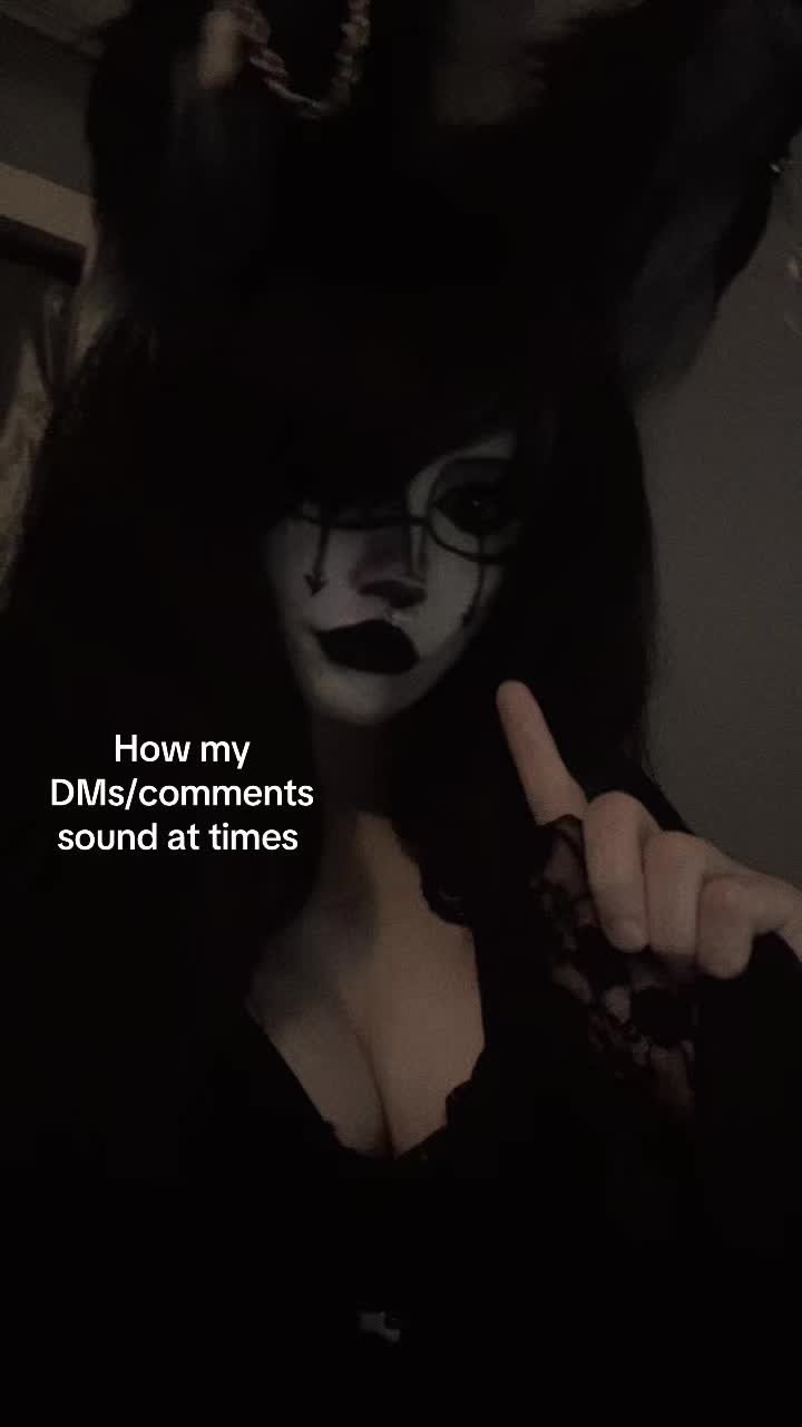 @🦇🖤🧿~ 𝒁𝒖𝒛𝒖 ~🧿🖤🦇