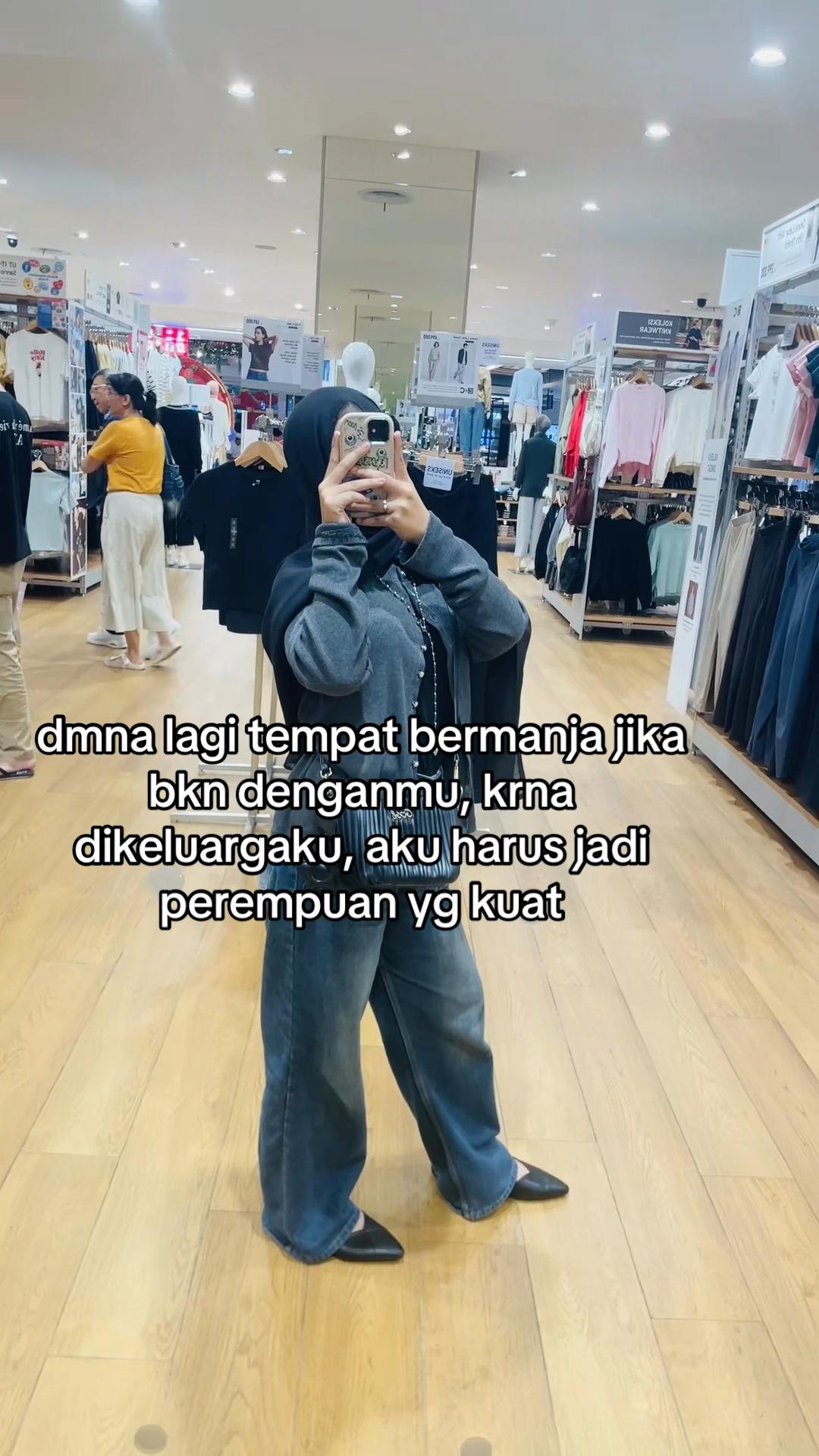 @๐ช๐ช๐๐พ๐พโ ๐ ห