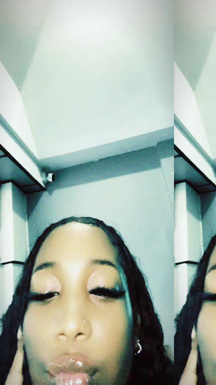 @N&atilde;ę🧸🤍