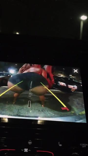 @Twerk