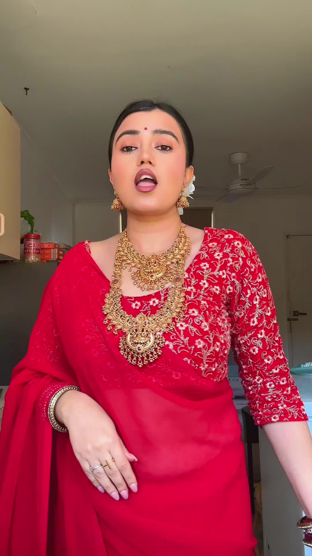 @NEETika
