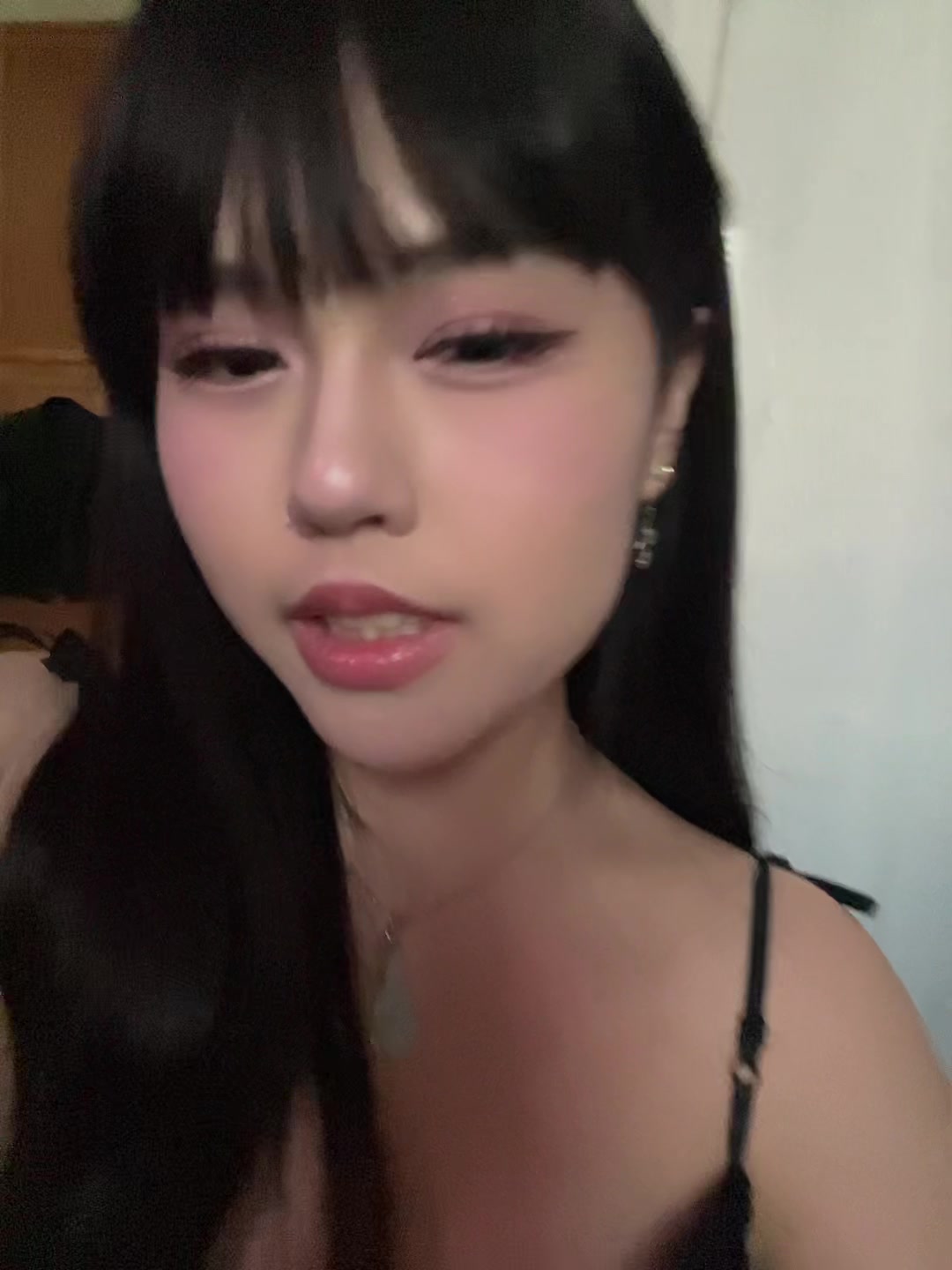 @🐰