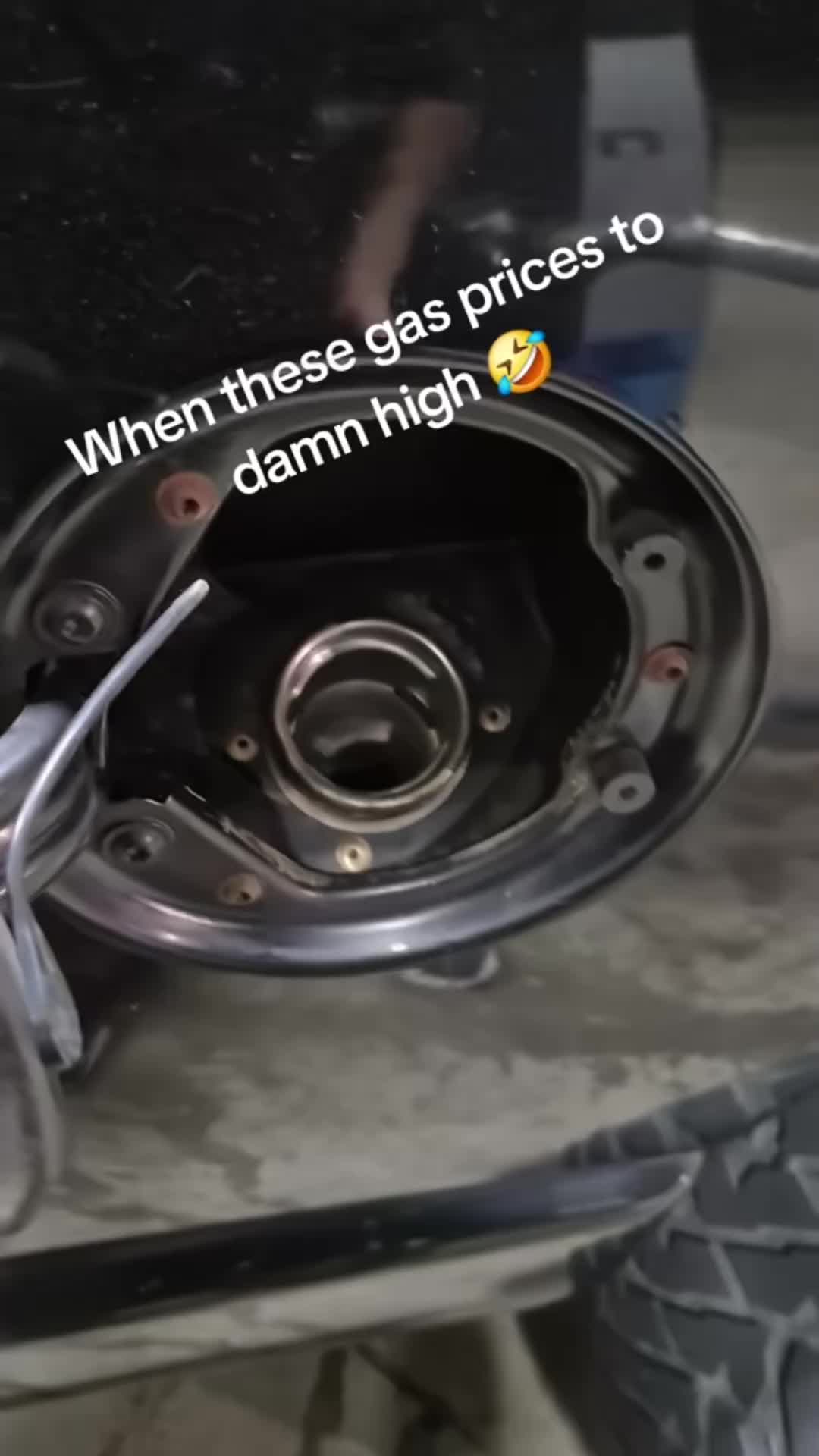 @Lg