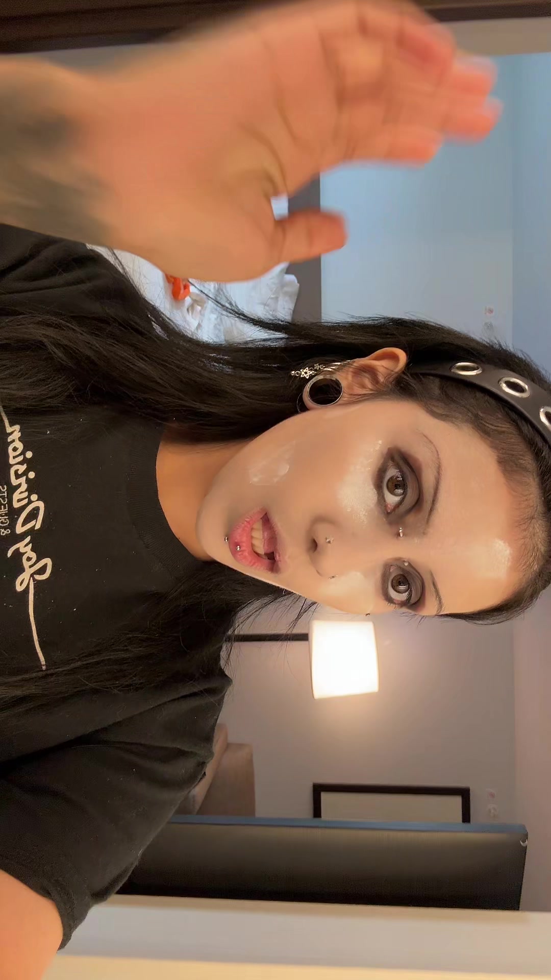 @☥