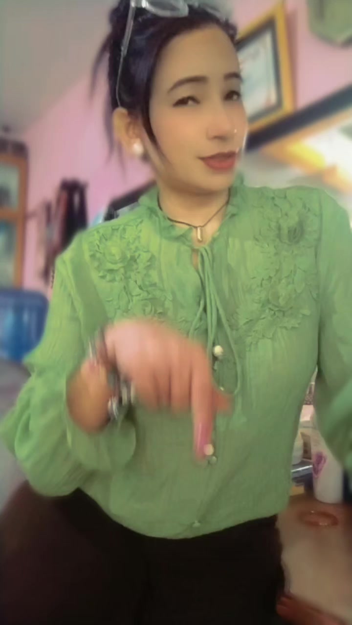 @पुन मगर निकिता