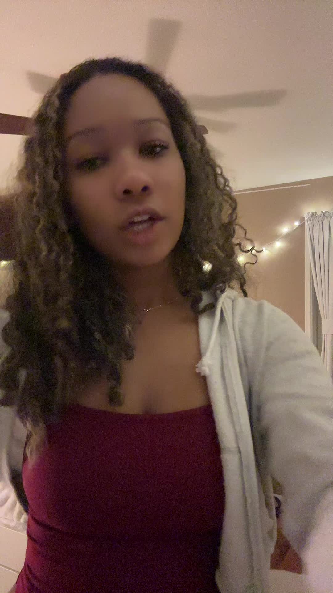 @bigbootybiracialbunny