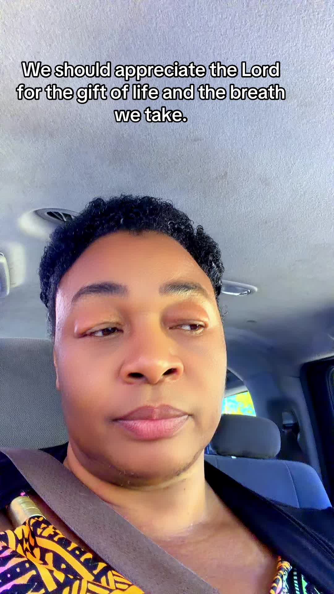 @😇