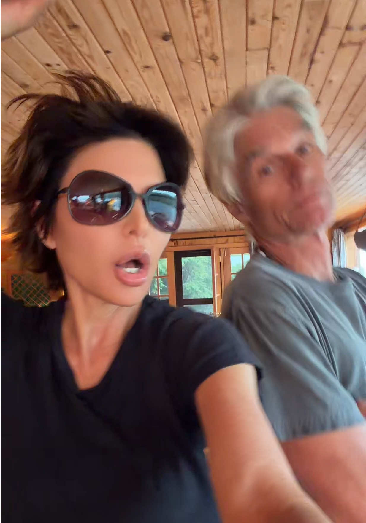 @Lisa Rinna