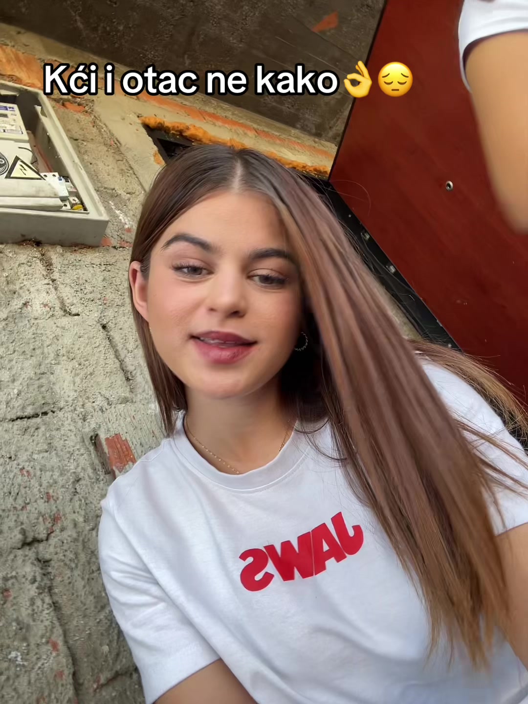 @Adelisa