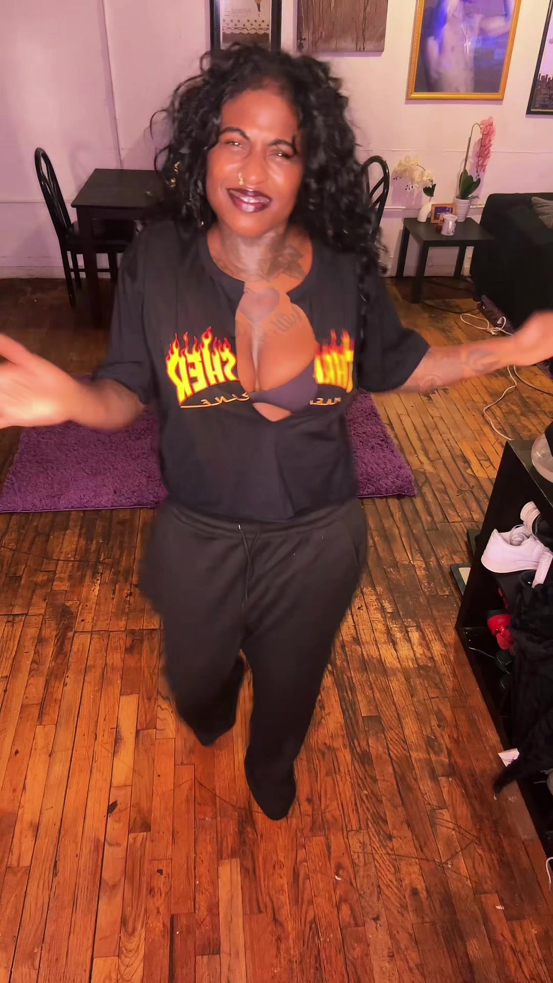 @VanityZo