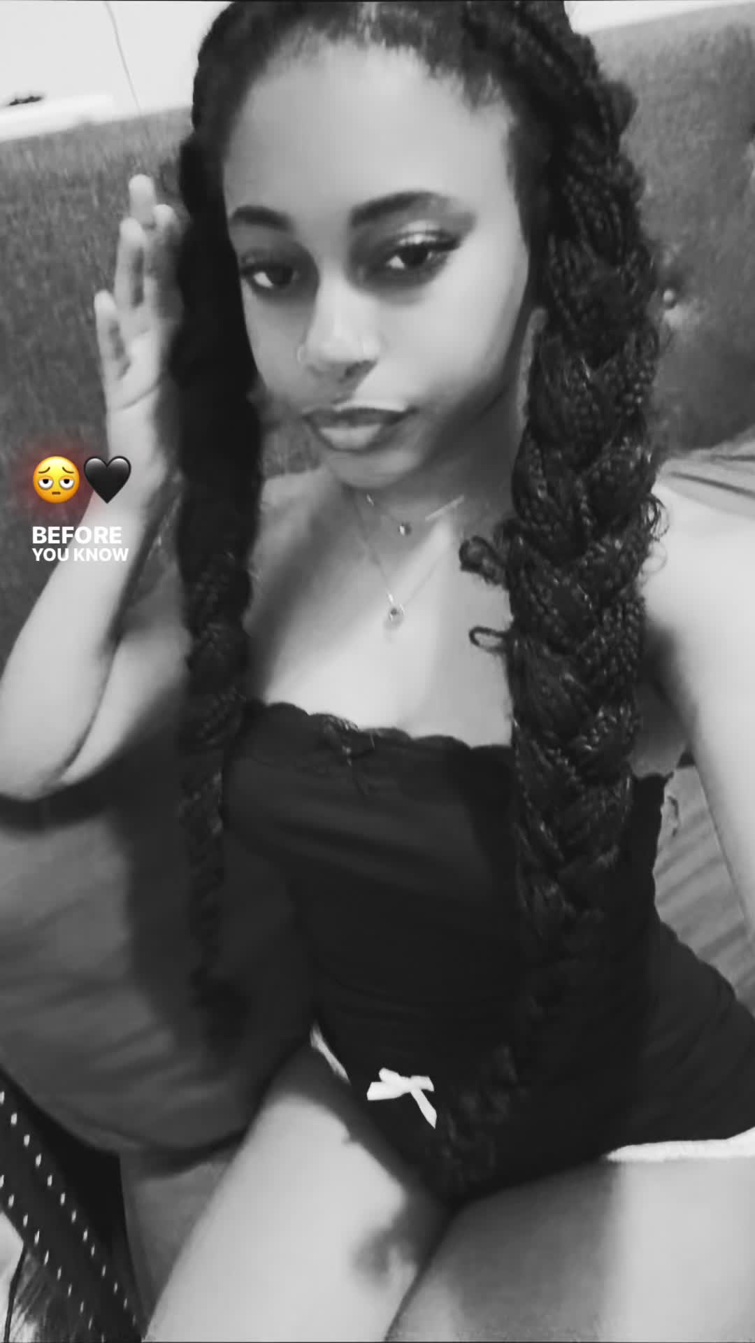 @Emily🖤🍂