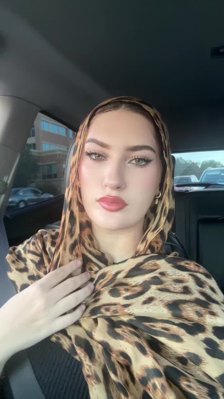 @9𝓇𝒶𝓆𝒾𝒶
