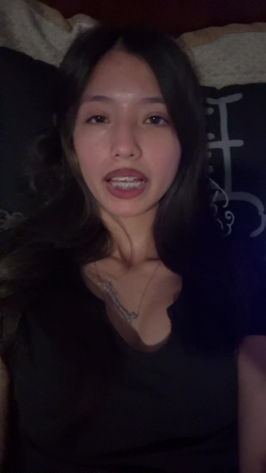 @Esmi