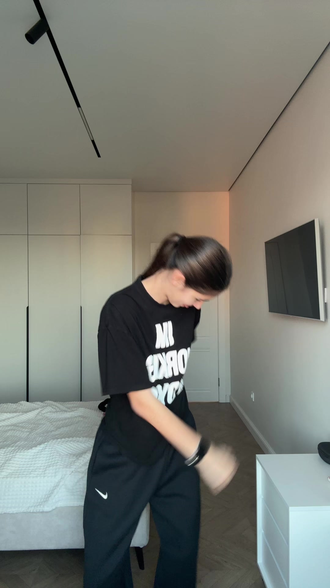 @eva