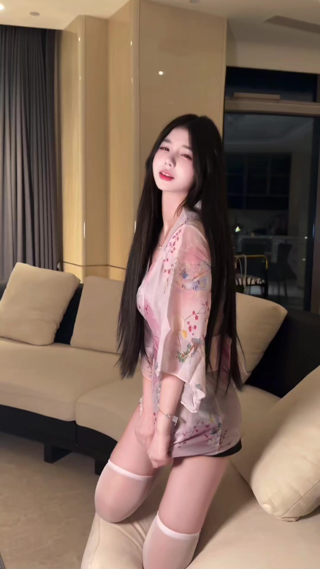 @奶涵大白兔🐰