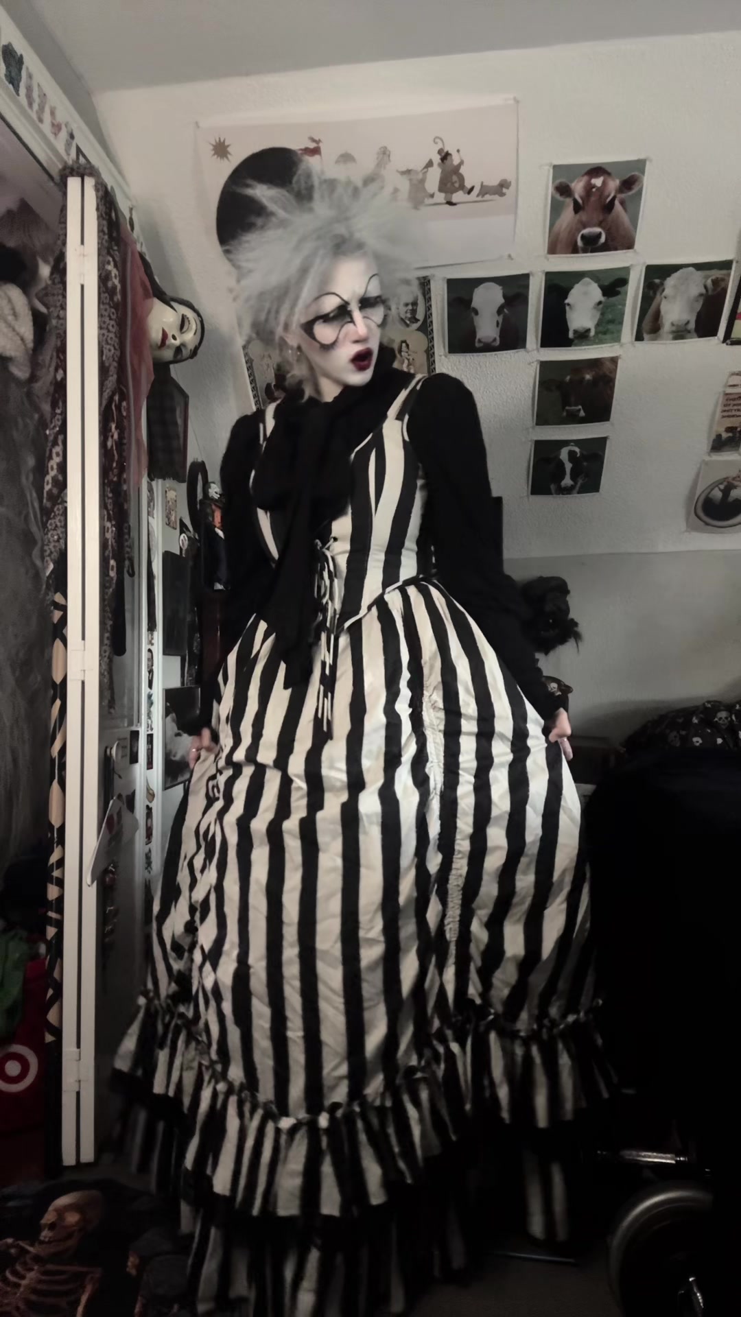 @dollygoth666
