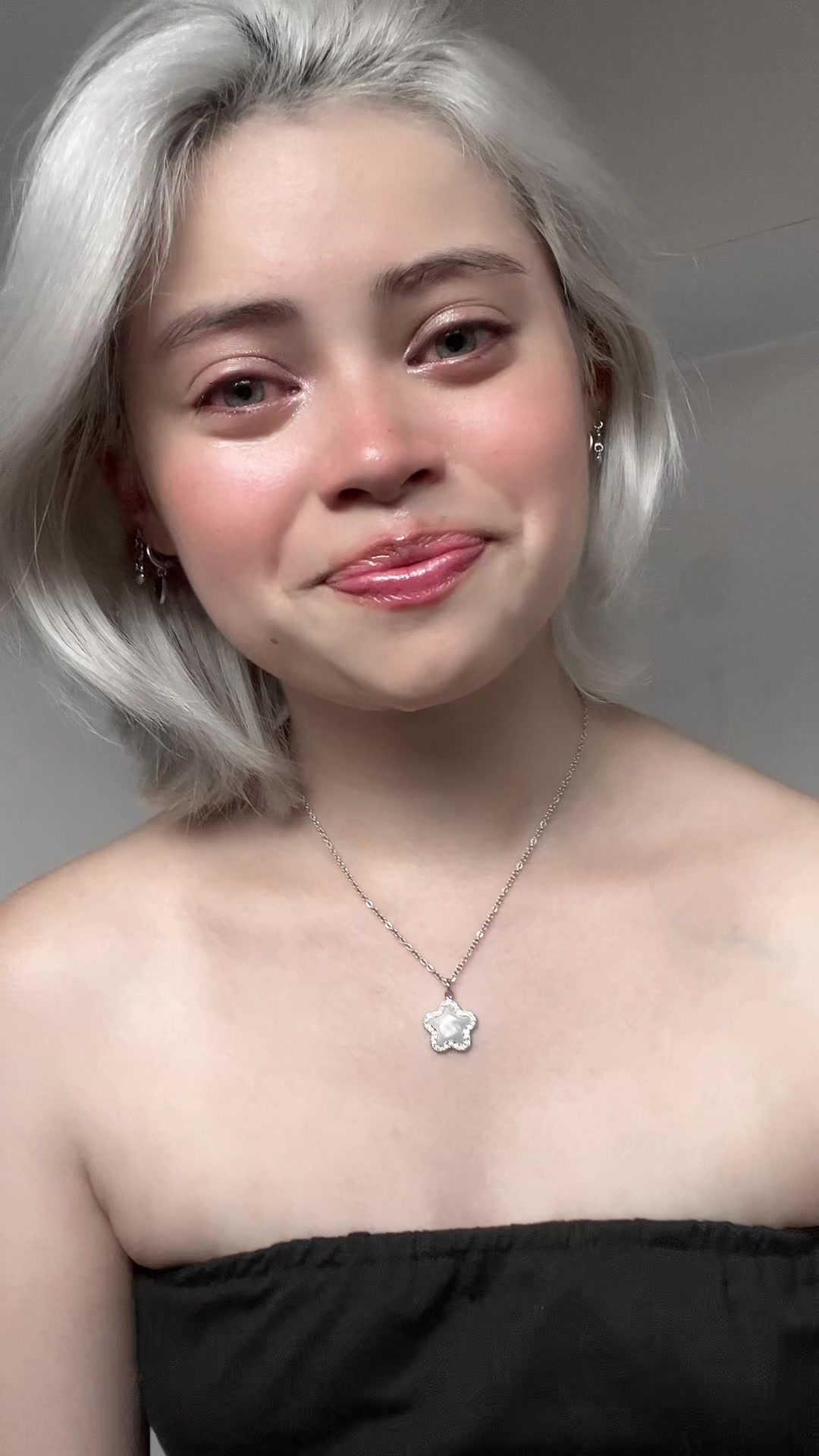 @𝓥𝓪𝓵𝓮𝓷𝓽𝓲𝓷𝓪 🦦🍁