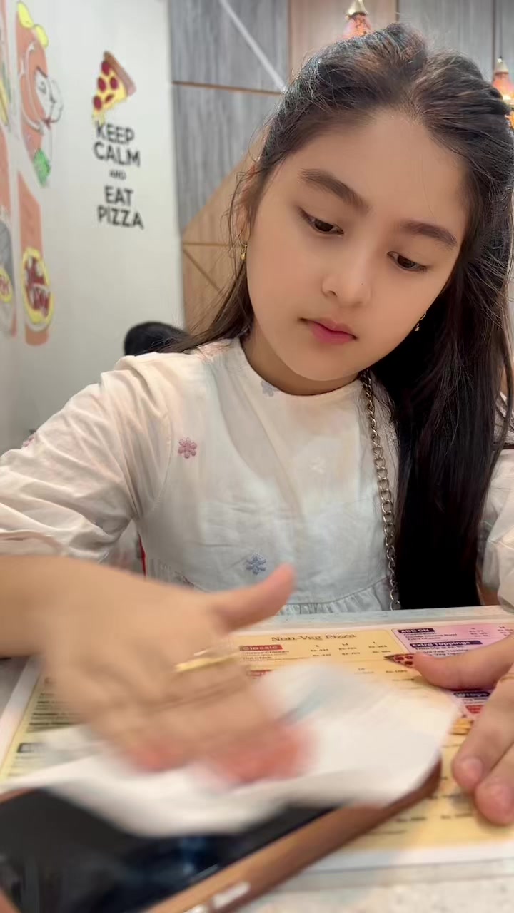 @Dipa lohani💫🦋