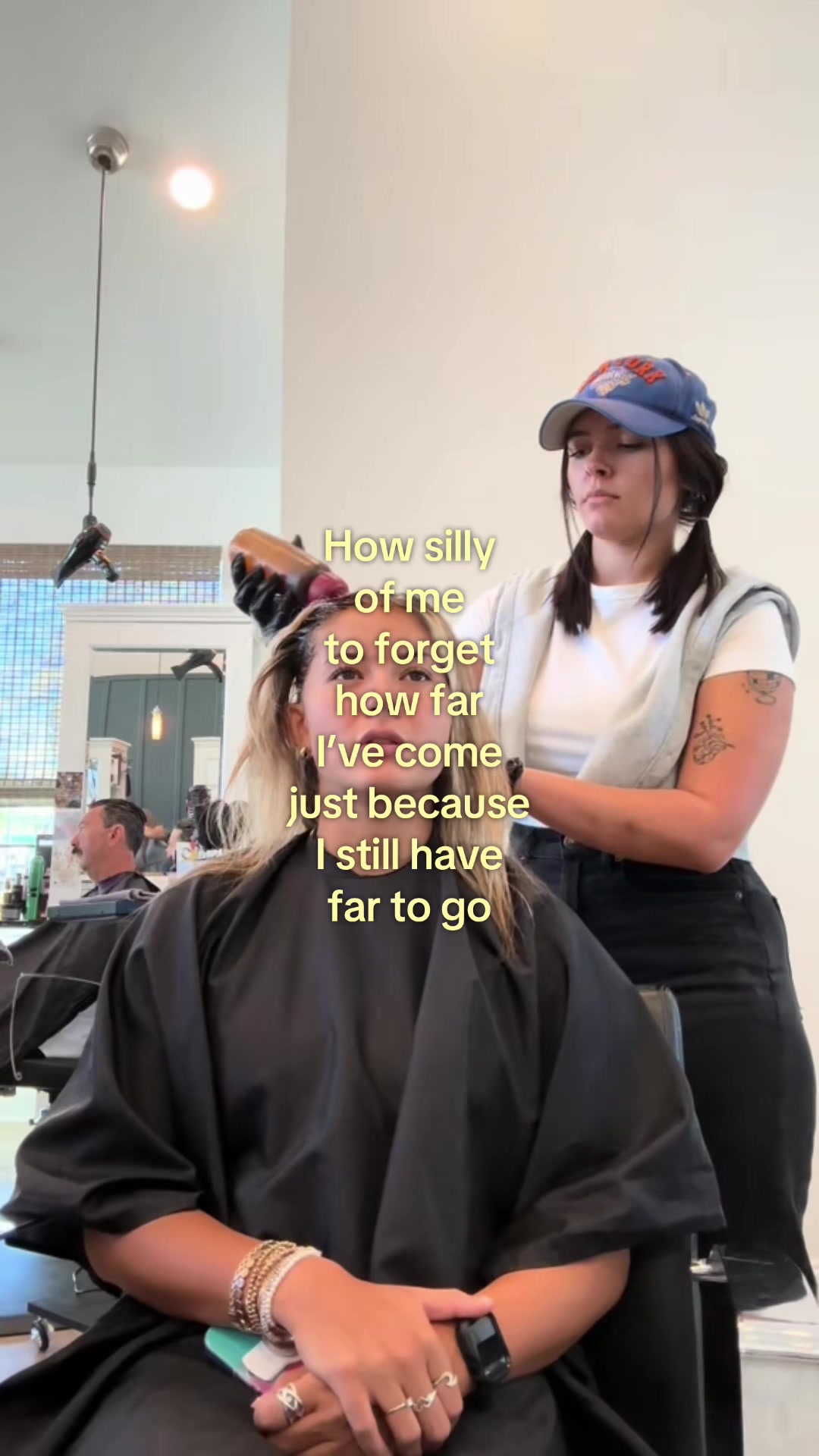 @Ry โ
| IN Hairstylist