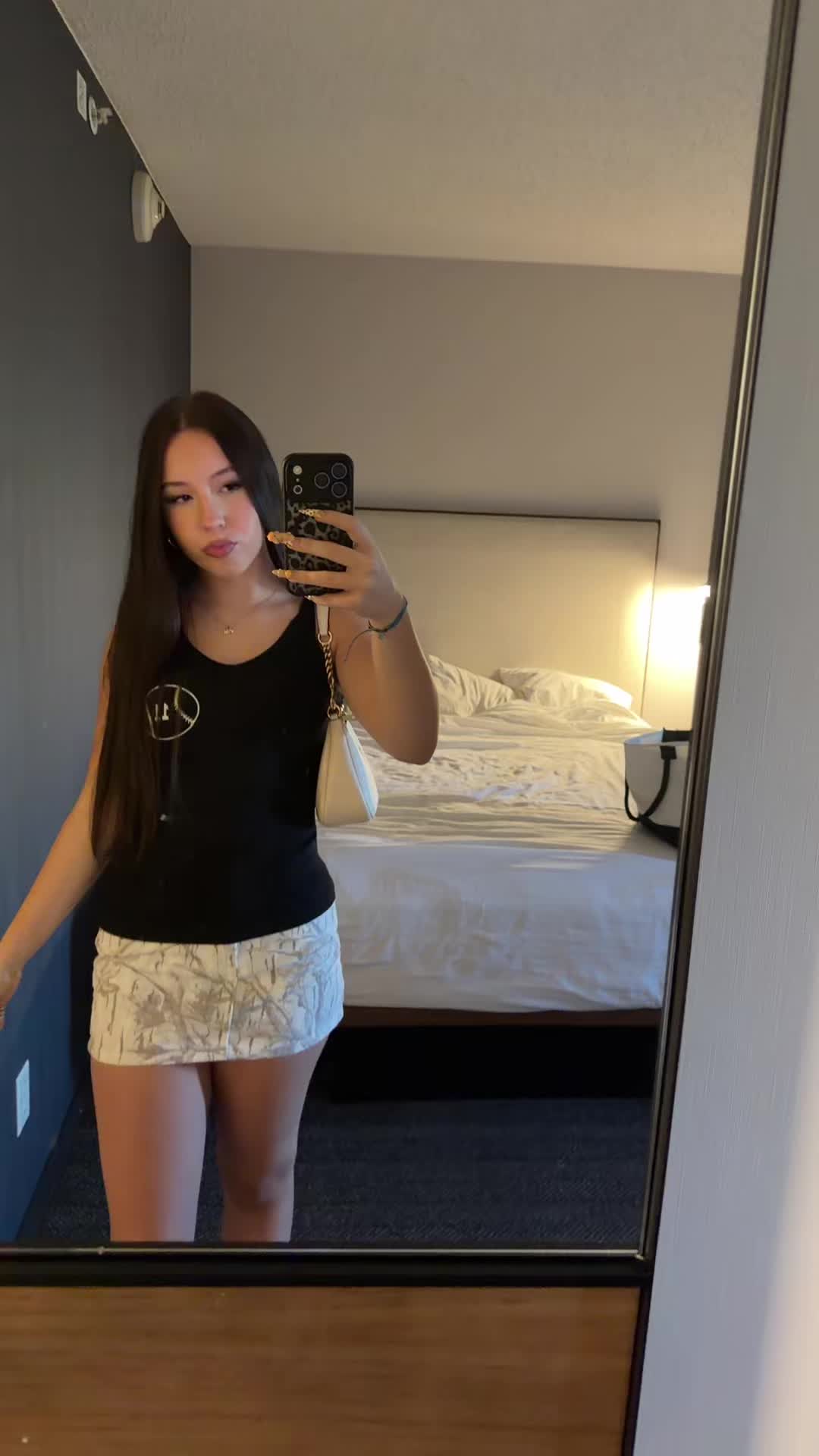 @kennabenna