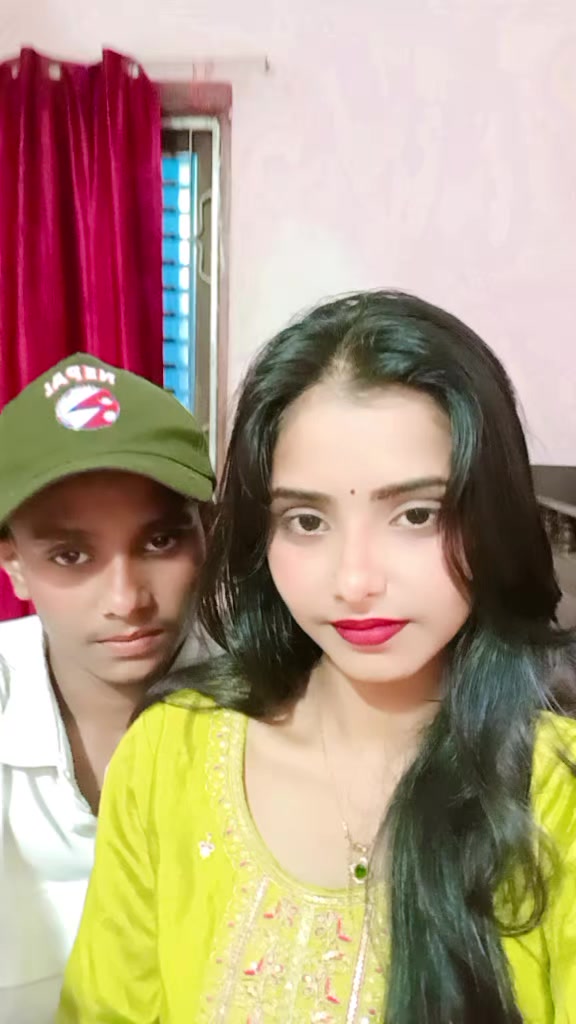 @rakhi thakur🌸🕊️