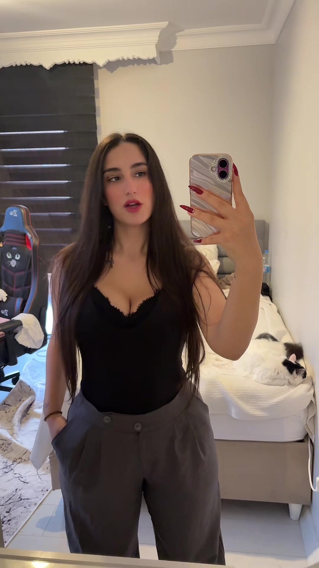 @1cerenerenn🪬🐆