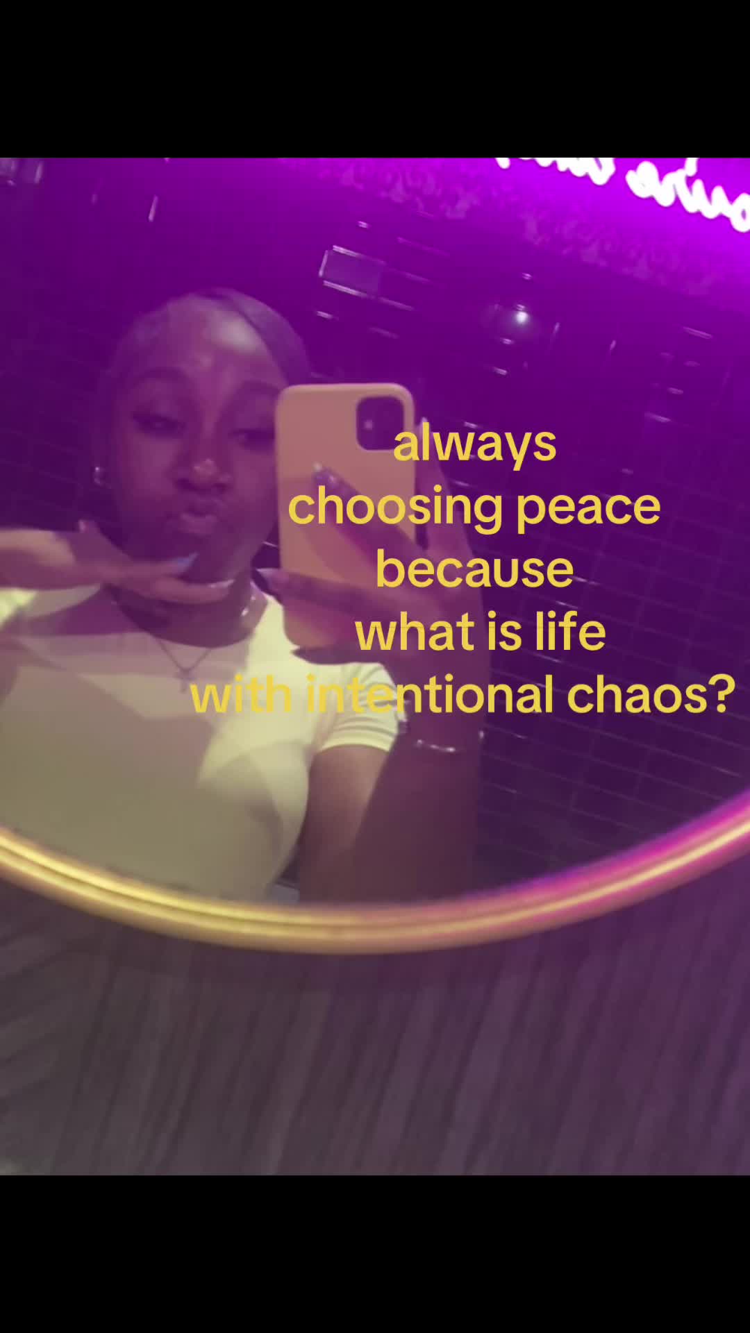@vickyy💛🫧