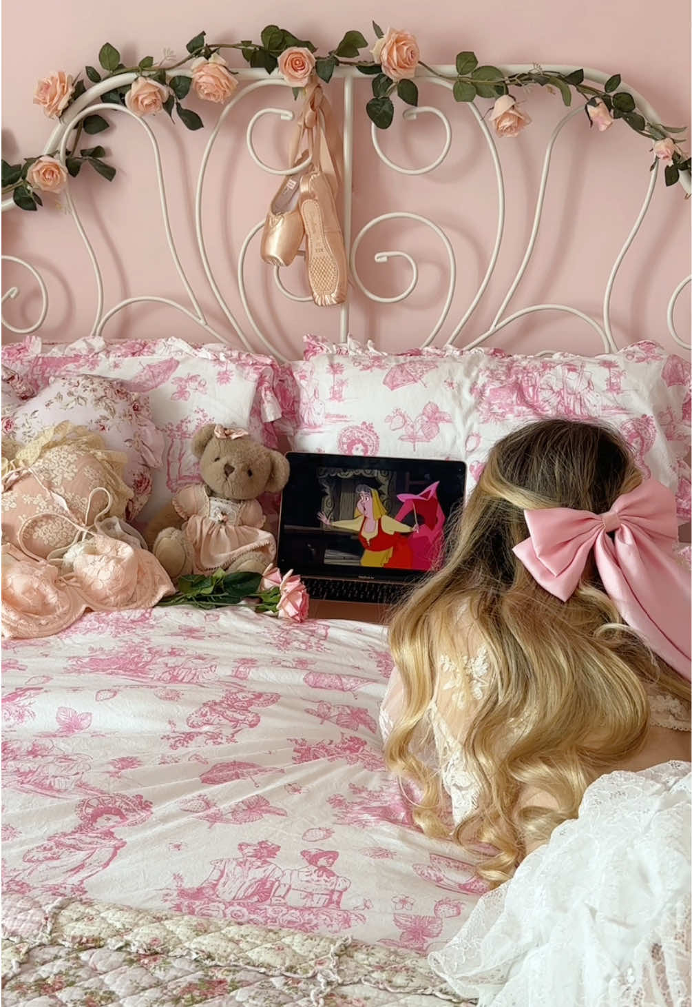@𝓡𝓸🎀🩷