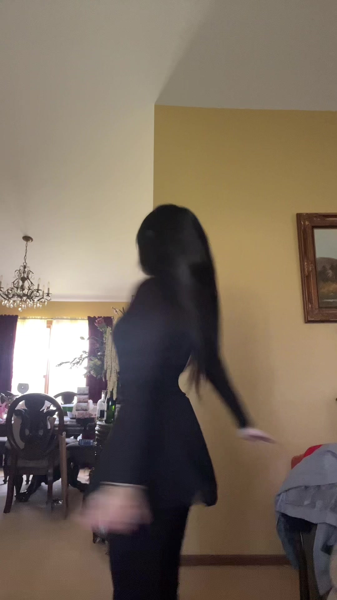 @ნიკოლი