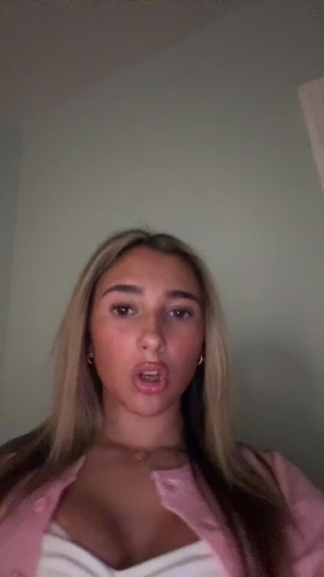 @𝓋𝒾𝓋𝒾𝒶𝓃