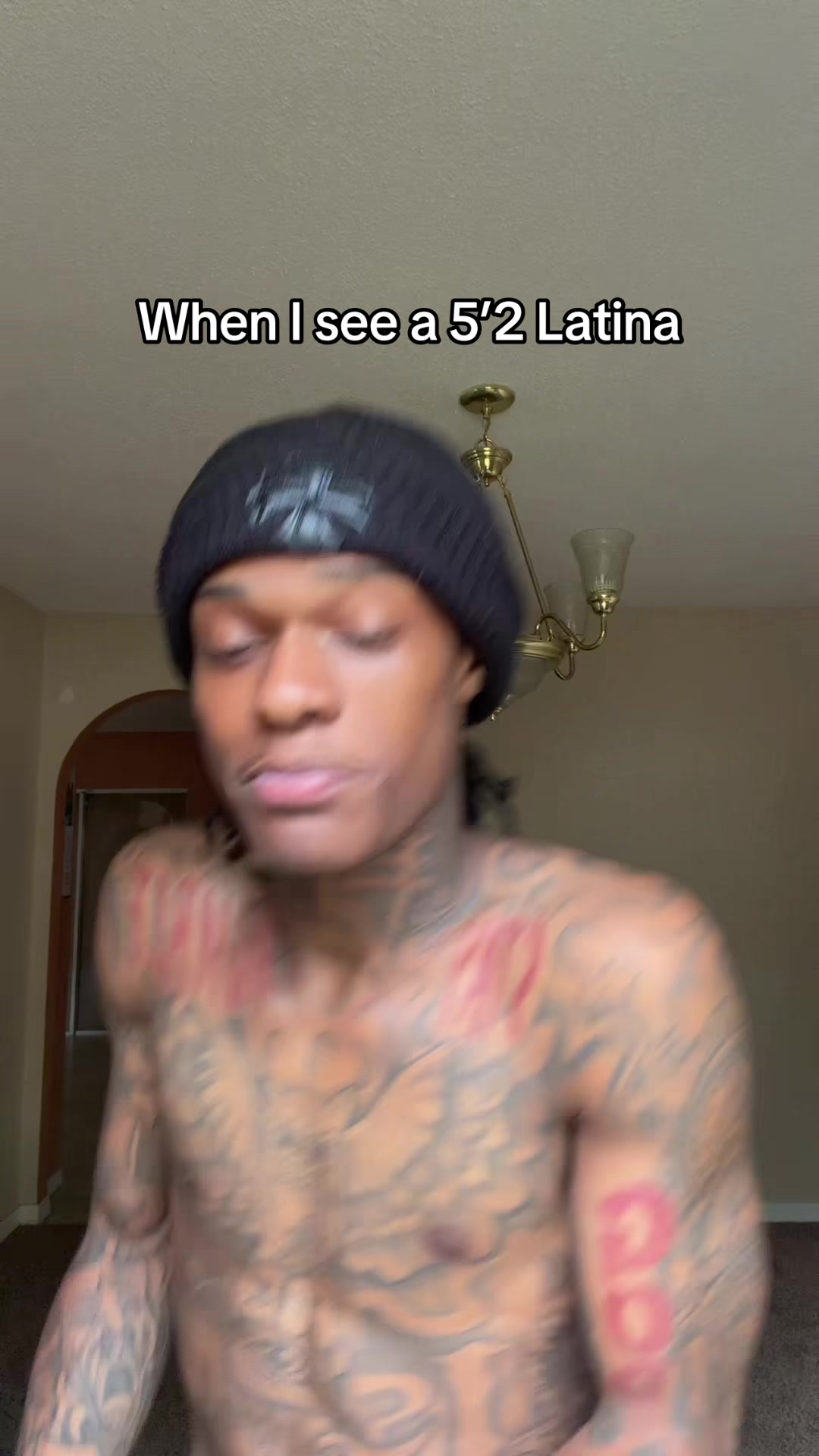 @🦹🏽