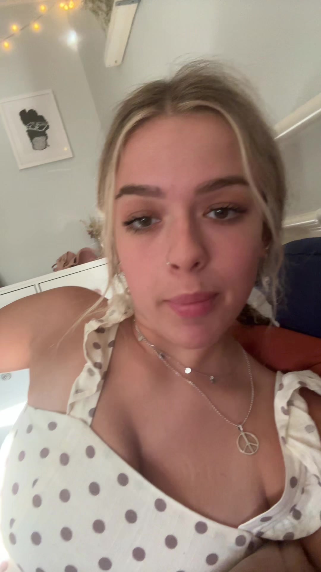 @Ava