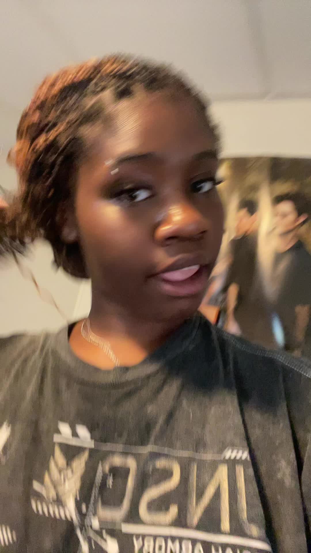 @_