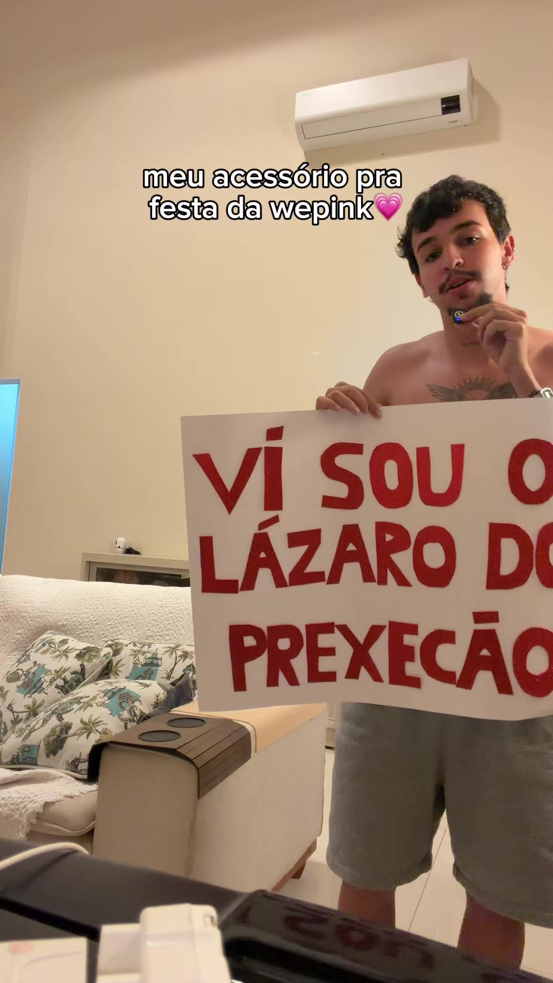@uailazaro